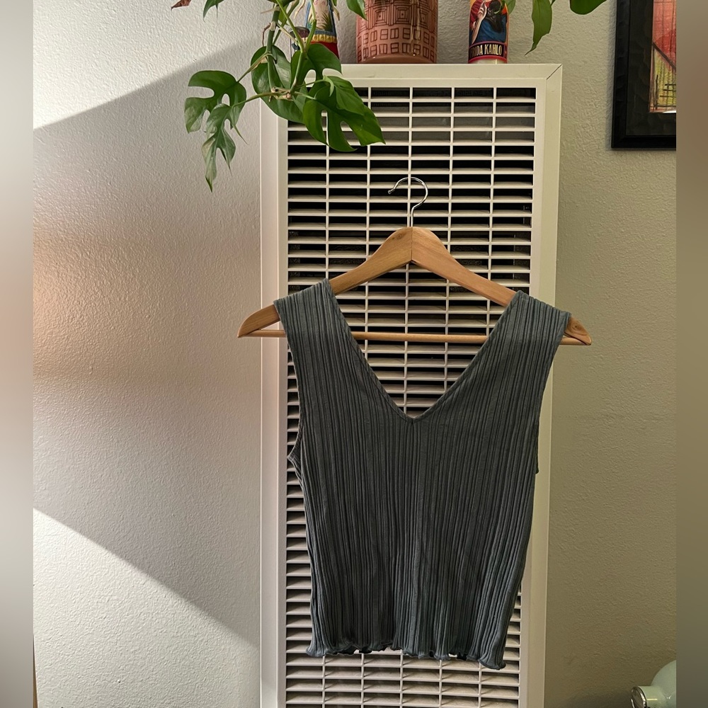 Everlane Cropped ribbed Tank Top